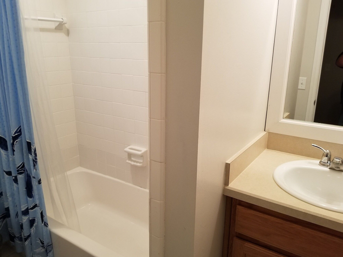 Bathroom 4, Summerhouse 221, Saint Johns