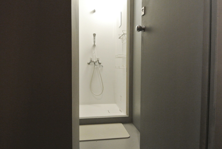 Bathroom, Book And Bed Tokyo - Kyoto, Kyoto