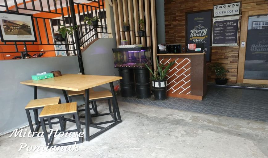 MitraHouse Pontianak, Pontianak