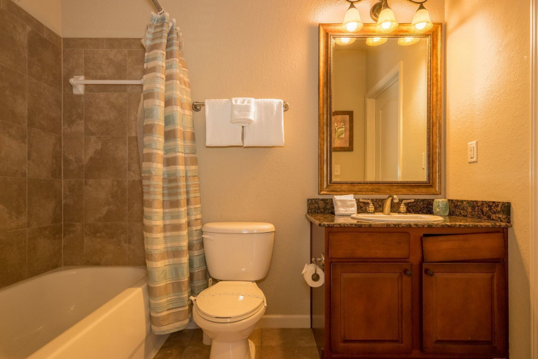 Bathroom 4, BP521CP Bella Piazza - Three Bedroom Condo, Polk