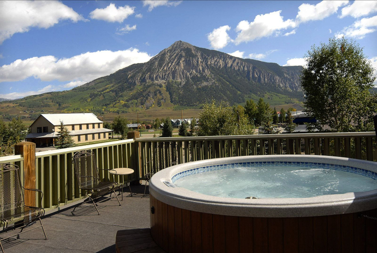 Sport & Beauty 5, The Inn at Crested Butte, Gunnison