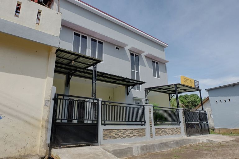 SPOT ON 2616 Pondok Danesti Syariah, Maros