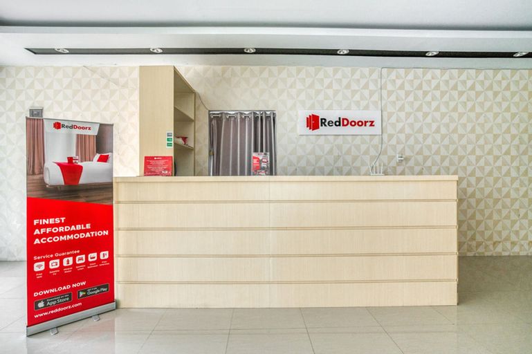 RedDoorz Plus near RSUD Dr. Pirngadi Medan 2, Medan
