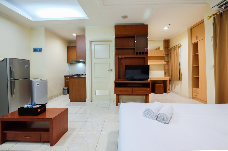 Simply Spacious Studio Room at City Home Apartment near Kelapa Gading By Travelio, Jakarta Utara