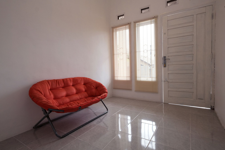 OYO 2551 Mango Residence, Central Bangka
