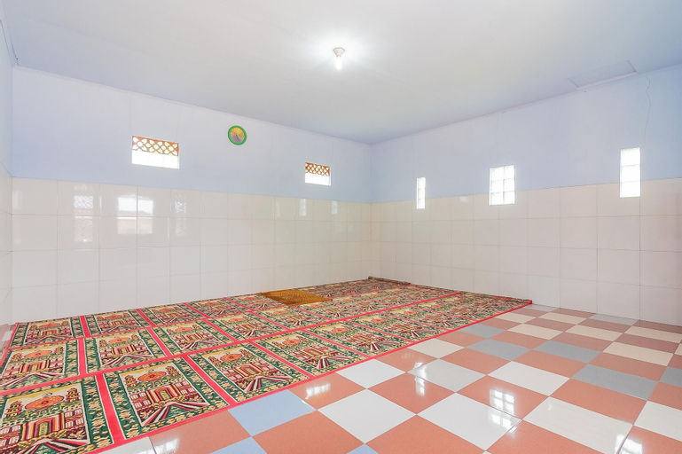 RedDoorz Syariah @ Tambak Mekar Street Subang, Subang