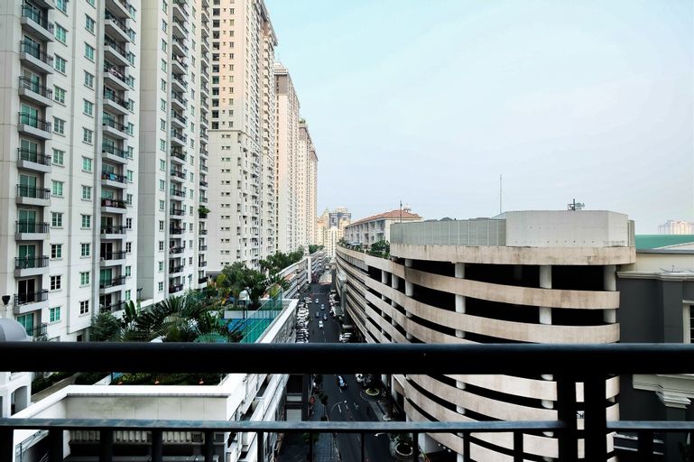 Simply Spacious Studio Room at City Home Apartment near Kelapa Gading By Travelio, Jakarta Utara