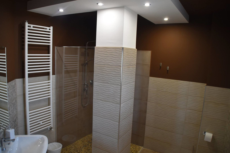 Bathroom 4, B&B Berlen, Foggia
