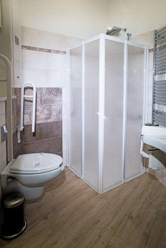 Bathroom 4, Guesthouse Lago di Nicito, Catania