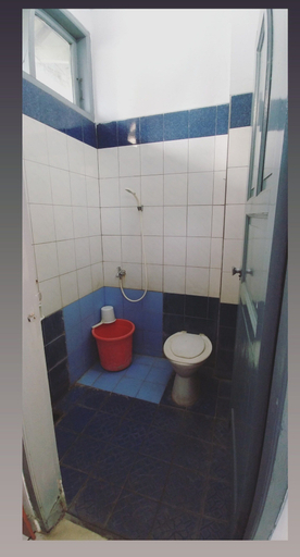 Bathroom 4, Wisma Rajawali Cirebon, Cirebon