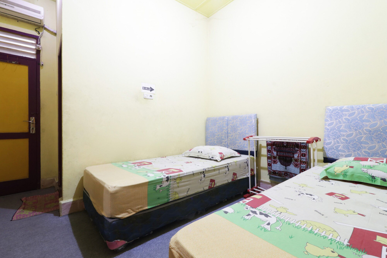 Bedroom 2, Hotel Virgo, Medan