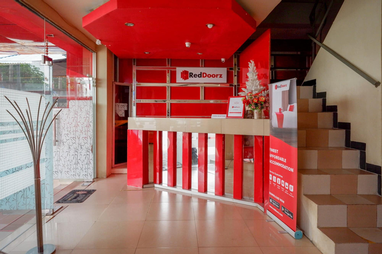 RedDoorz near Kendari Beach 2, Kendari