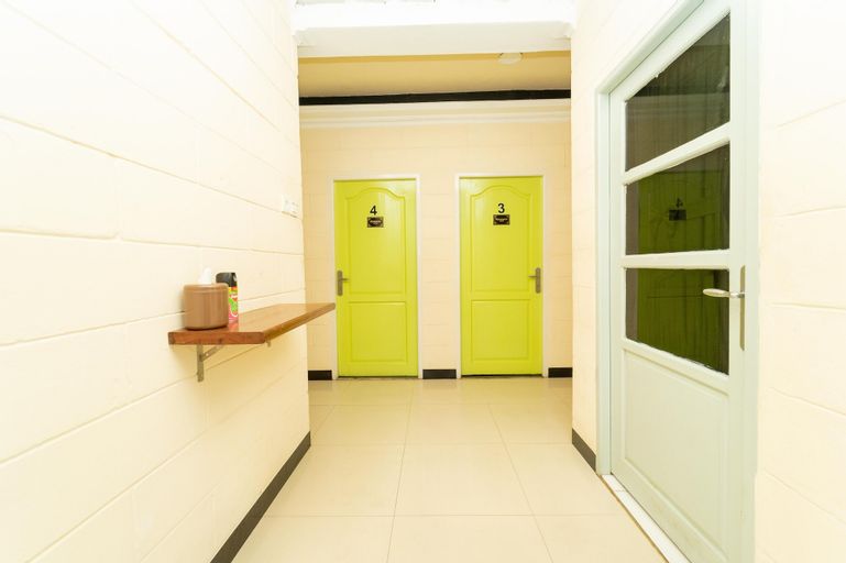 KoolKost Syariah near Taman Bekapai Balikpapan, Balikpapan