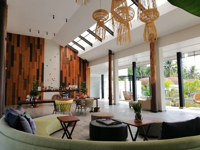Tungtong Beach Villas, Thap Sakae