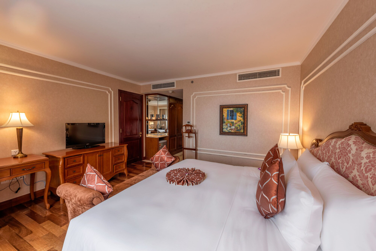 Bedroom 14
