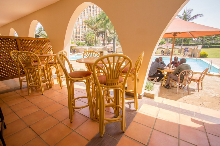 Sirikwa Hotel, Turbo