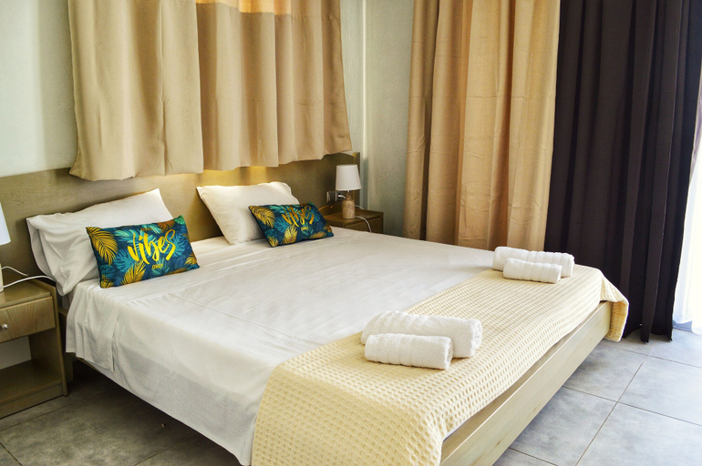 Bedroom 3, SunRose Beach Aparthotel, Ionian Islands