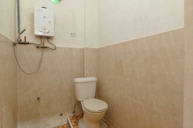 RedDoorz Syariah Hotel Enasti Berastagi, Karo