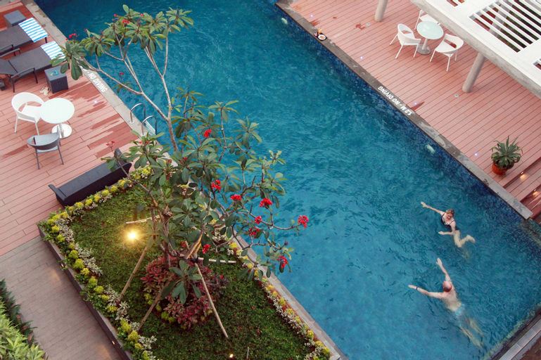 Ra Premiere Simatupang, Jakarta Selatan