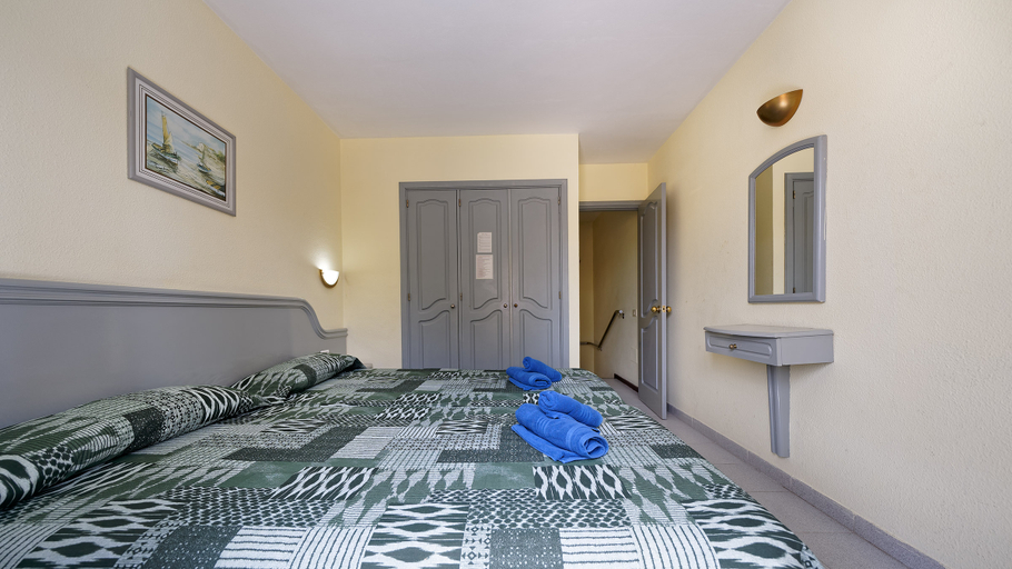 Bedroom 2, Maspalomas Oasis Club, Las Palmas