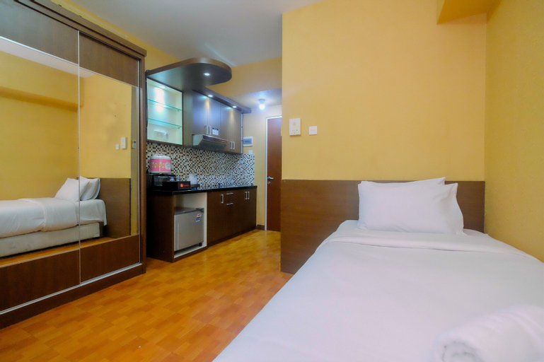 Comfortable Studio Apartment at Taman Melati near Universitas Indonesia By Travelio, Depok