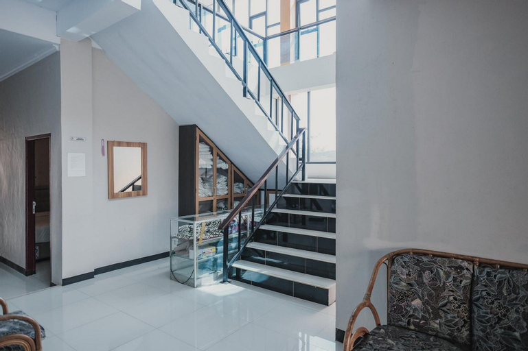RedDoorz Syariah near Balai Kota Bengkulu, Bengkulu