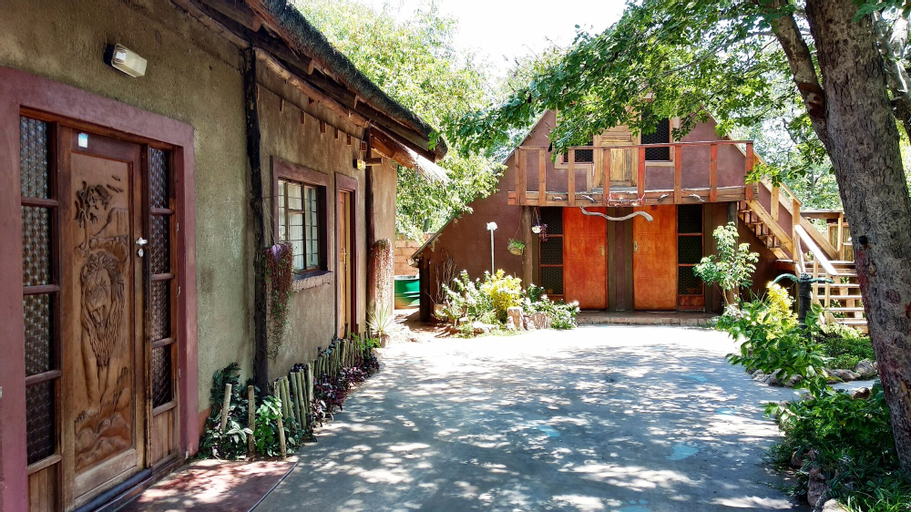 Elephant Trail Guesthouse and Backpackers, Chobe