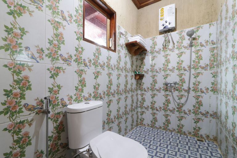 Alloyna Country Cottage, Karo