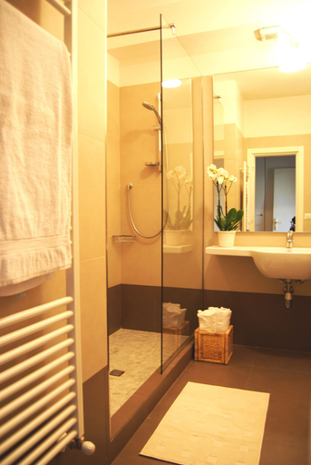 Bathroom 4, Residenze Al Colle Dei Pini, Rimini