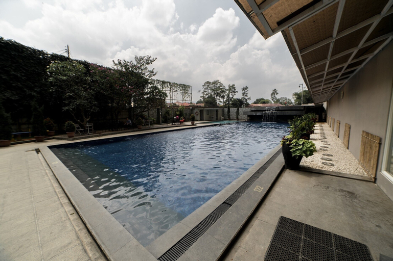 Compact 2BR @ Galeri Ciumbuleuit 2 Apartment near Dago By Travelio, Bandung