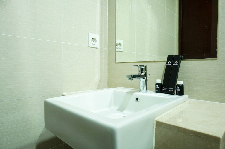 Modern with City View @ Studio Puri Mansion Apartment By Travelio, West Jakarta