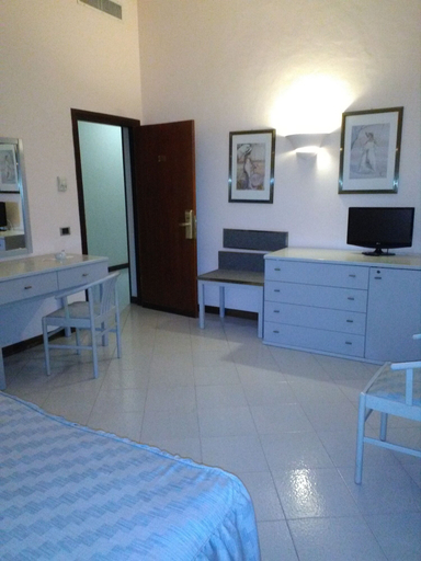 Bedroom 3, Grand Hotel Fagiano Palace, Latina