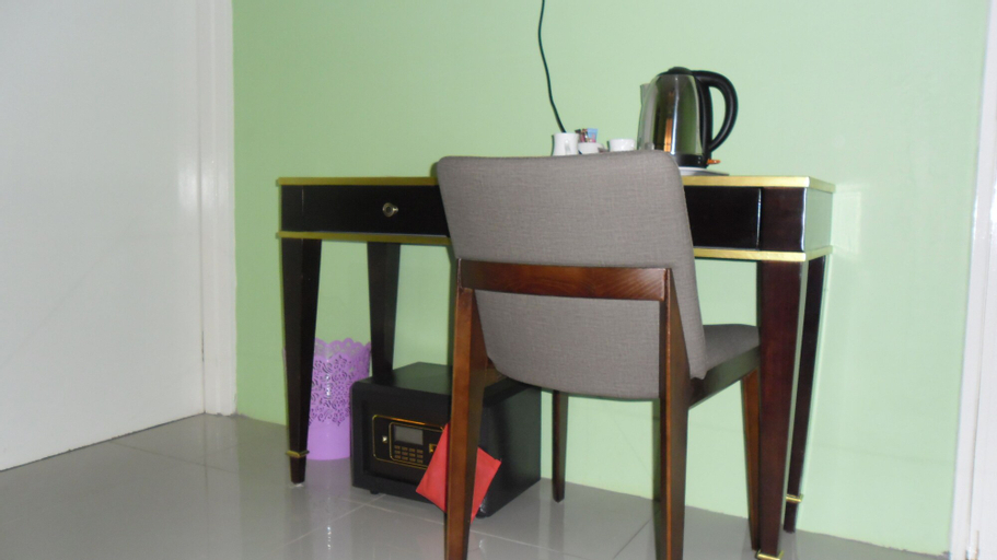 Gill Sleepover Guesthouse, Kgatleng