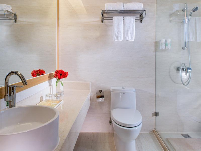 Bathroom, Vienna International Hotel (Shenzhen Wangzhong Cit, Shenzhen