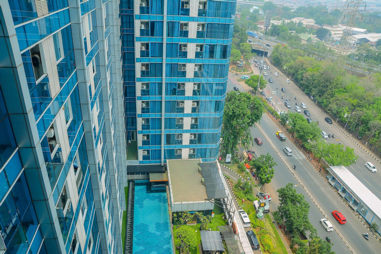 Comfy and Beautiful 1BR at Tamansari The Hive Apartment By Travelio, East Jakarta