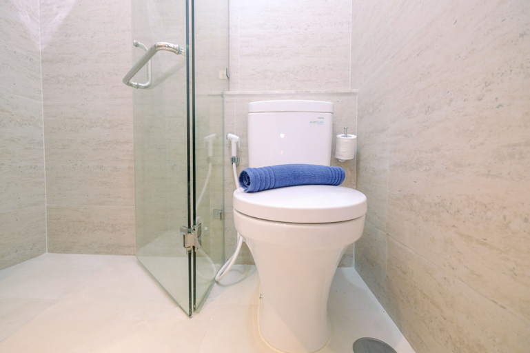 New Furnished 1BR Apartment at Gold Coast near PIK By Travelio, Jakarta Utara