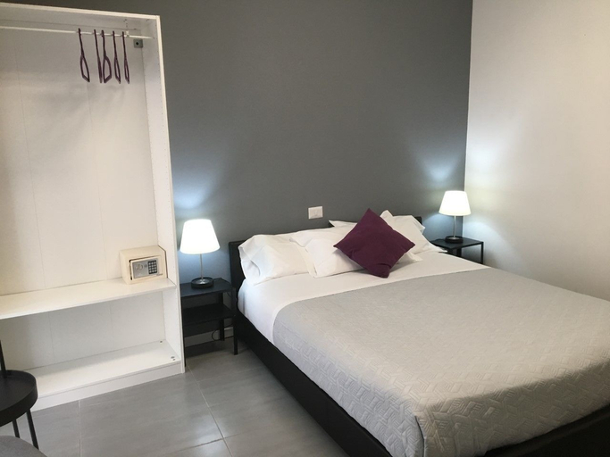 Bedroom 5, Vatican Central Suites, Rome