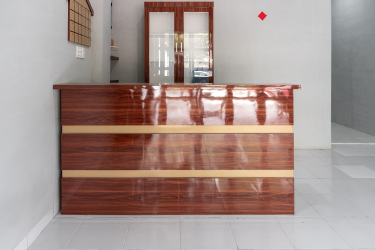 RedDoorz near Manhattan Square Medan, Medan