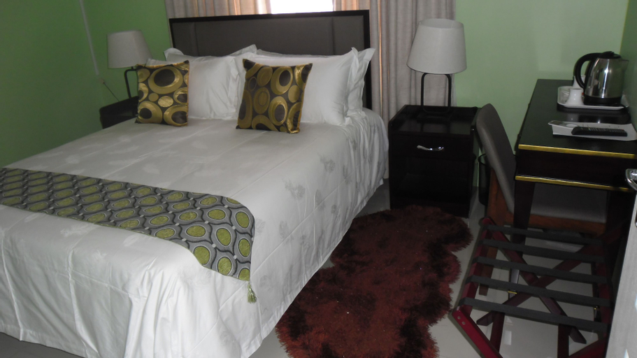 Gill Sleepover Guesthouse, Kgatleng