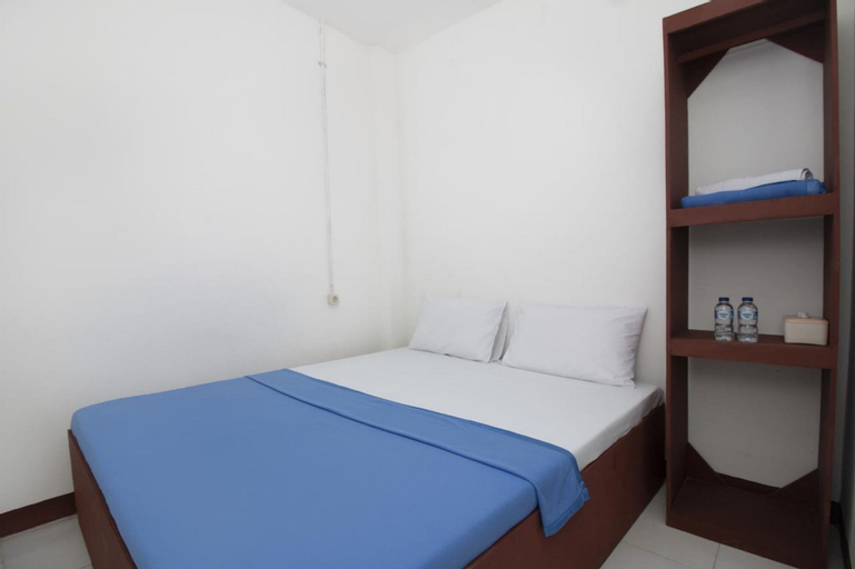 RedDoorz near Riau Junction Mall 2, Bandung