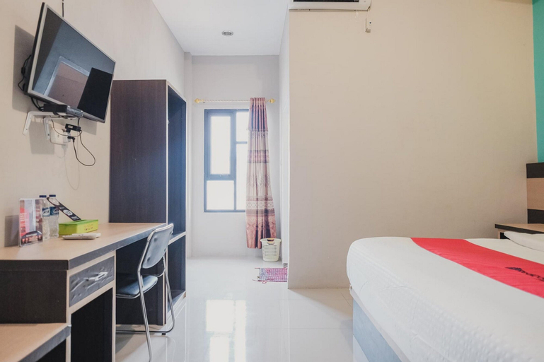RedDoorz Syariah near Balai Kota Bengkulu, Bengkulu