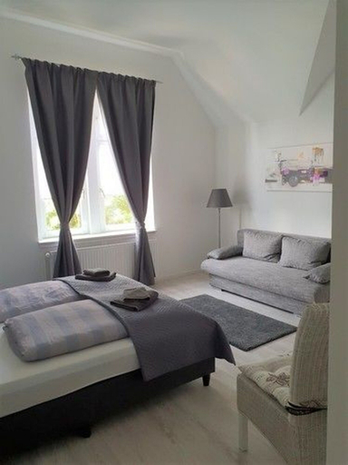 Bedroom 2, TownHuus No.1, Ostholstein