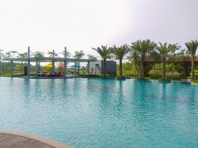 Best Price Studio Apartment at Gold Coast By Travelio, Jakarta Utara