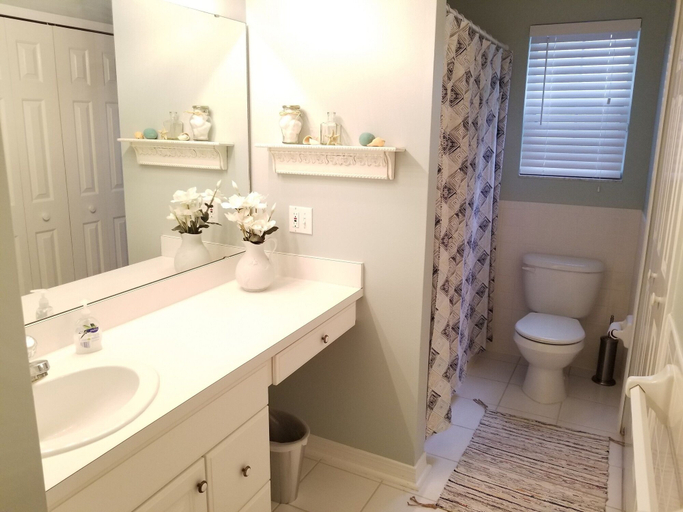 Bathroom 3, Mimosa Cottage, Saint Johns