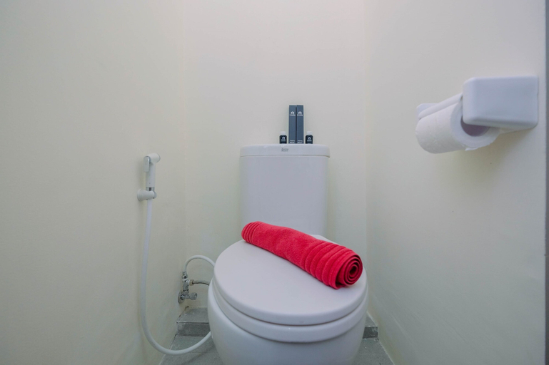 Studio Room Apartment Fully Furnished Bogorienze Resort By Travelio, Bogor
