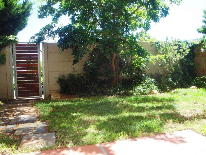 Exterior & Views, Mobema Court, City of Cape Town
