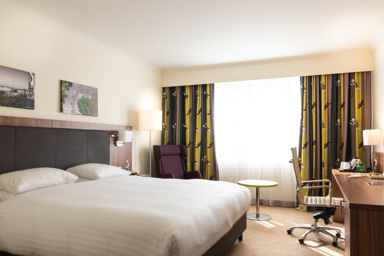 Bedroom 5, Hilton Garden Inn Vienna South, Wien