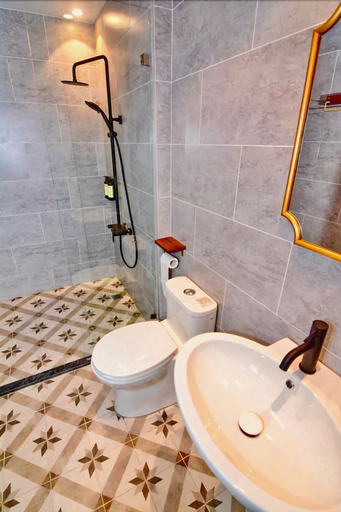Bathroom 5, Madam's mansion Homestay, Taitung