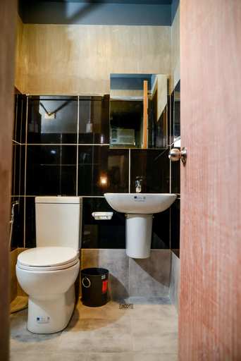 Bedroom 5, Bhive Hotel, Iloilo City