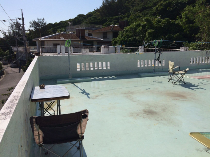 GUEST HOUSE AMAWARI 10 - Hostel, Yonabaru